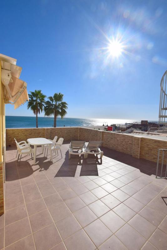 Carihuela 1ª Linea De Playa Daire Torremolinos Dış mekan fotoğraf