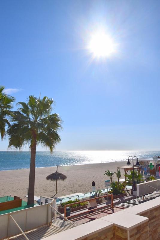 Carihuela 1ª Linea De Playa Daire Torremolinos Dış mekan fotoğraf